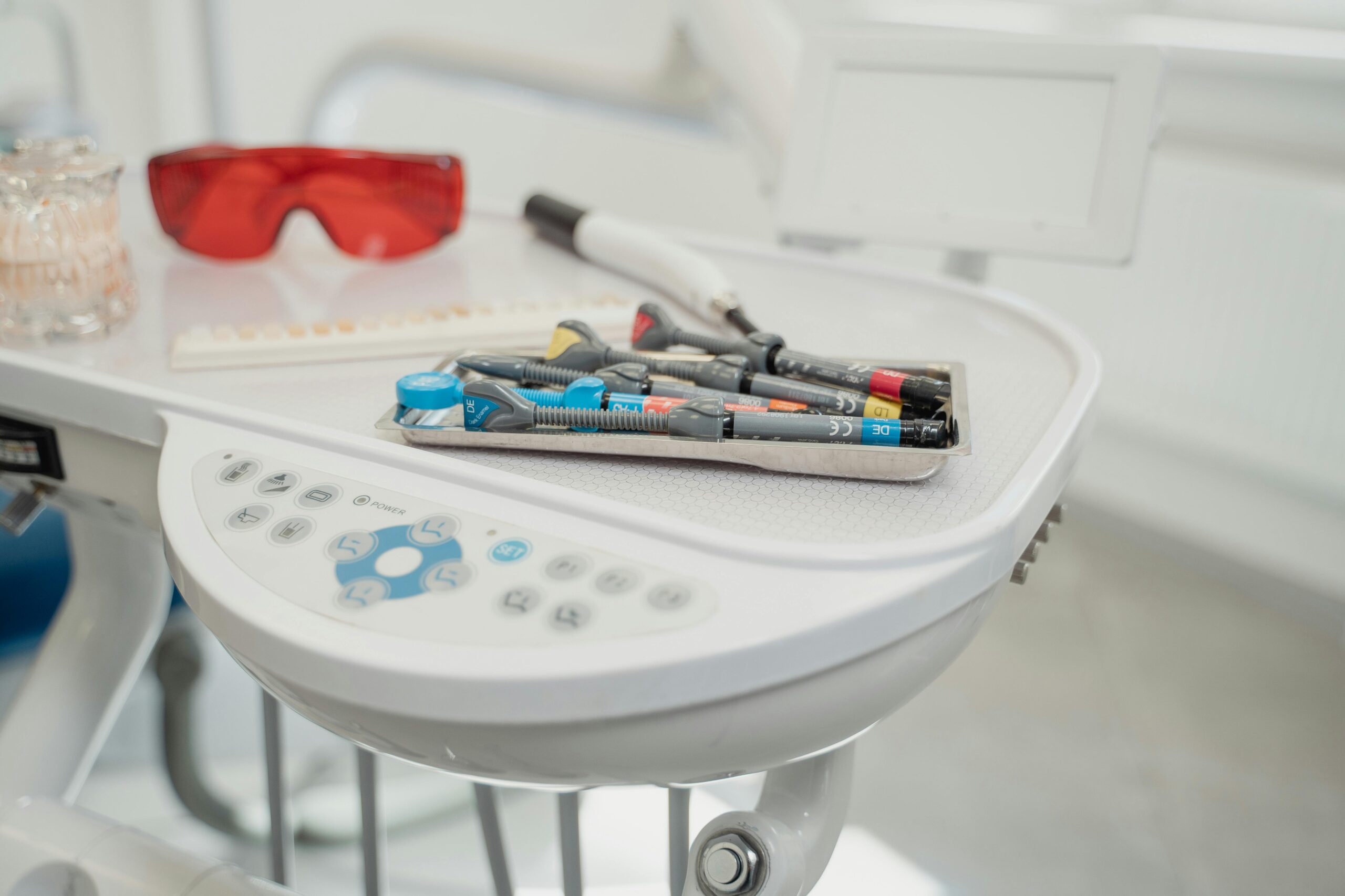Cheap Dental Supplies Online: What to Watch Out For
